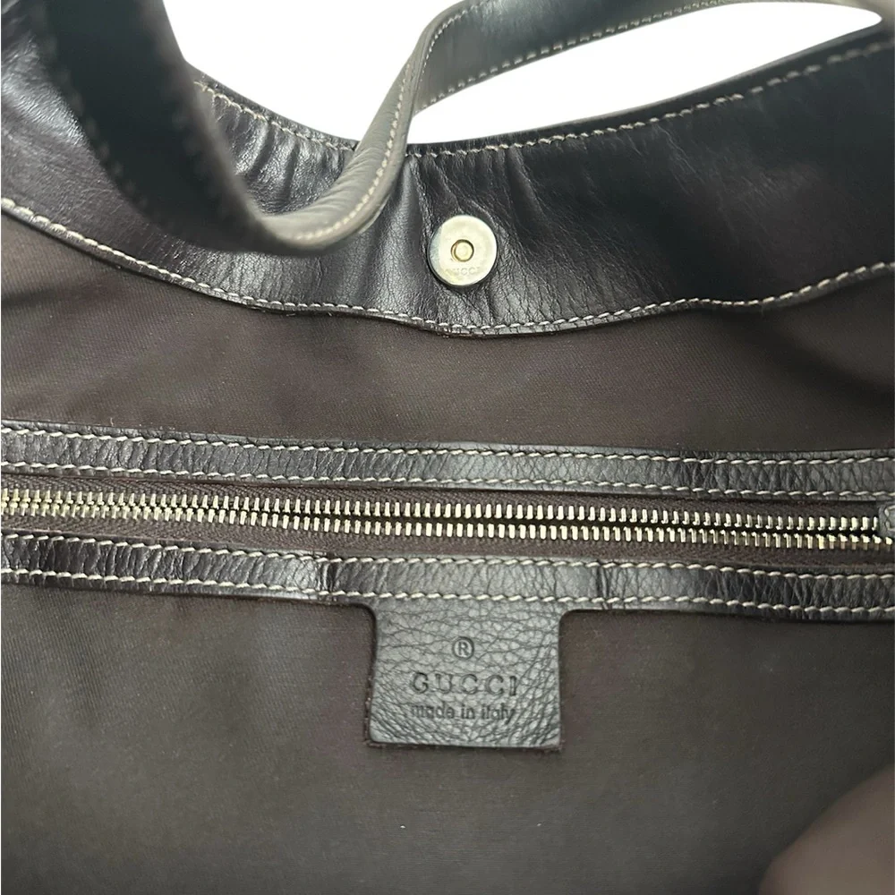 Gucci smooth brown